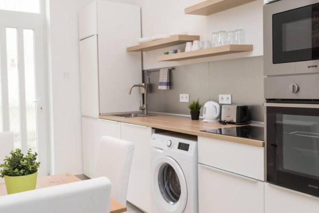 Hi-Bp Sunny Home Apartments In The Heart Of Budapest Extérieur photo