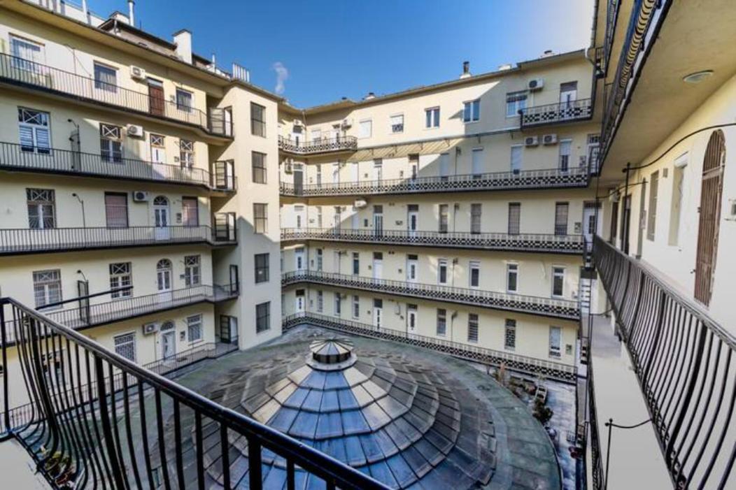 Hi-Bp Sunny Home Apartments In The Heart Of Budapest Extérieur photo