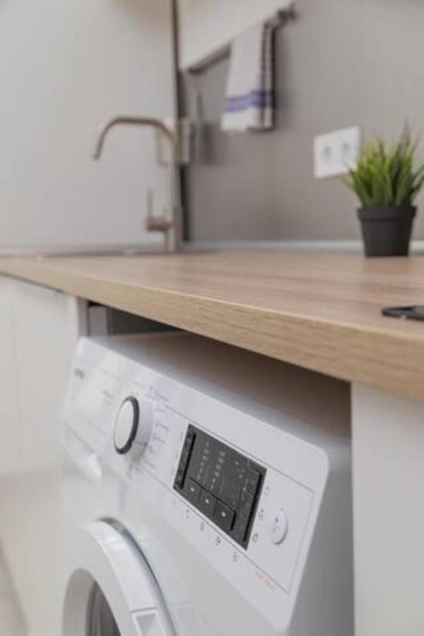 Hi-Bp Sunny Home Apartments In The Heart Of Budapest Extérieur photo