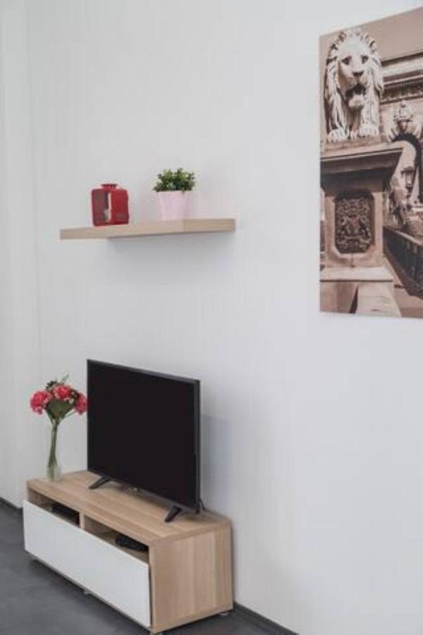 Hi-Bp Sunny Home Apartments In The Heart Of Budapest Extérieur photo